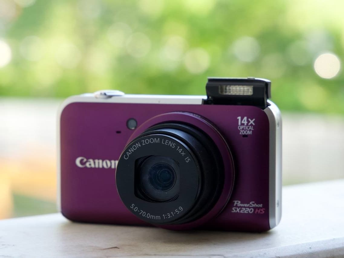 Canon SX220 HS (Pink) - Canon از سیلور کم در وضعیت excellent